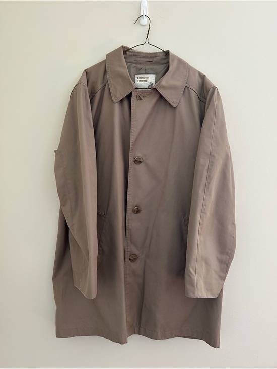 London Towne Other - Vintage London Towne Tan Raincoat Trench Coat Mens Size 42 Regular Made in Korea